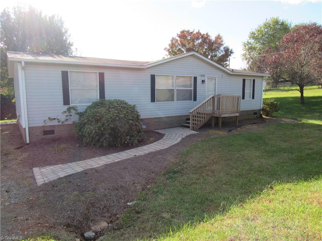 1298 Ralph Boyles Road King, NC 27021 - Photo 3 of 30