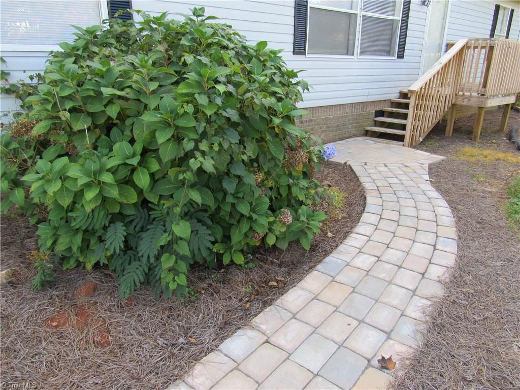 1298 Ralph Boyles Road King, NC 27021 - Photo 7 of 30