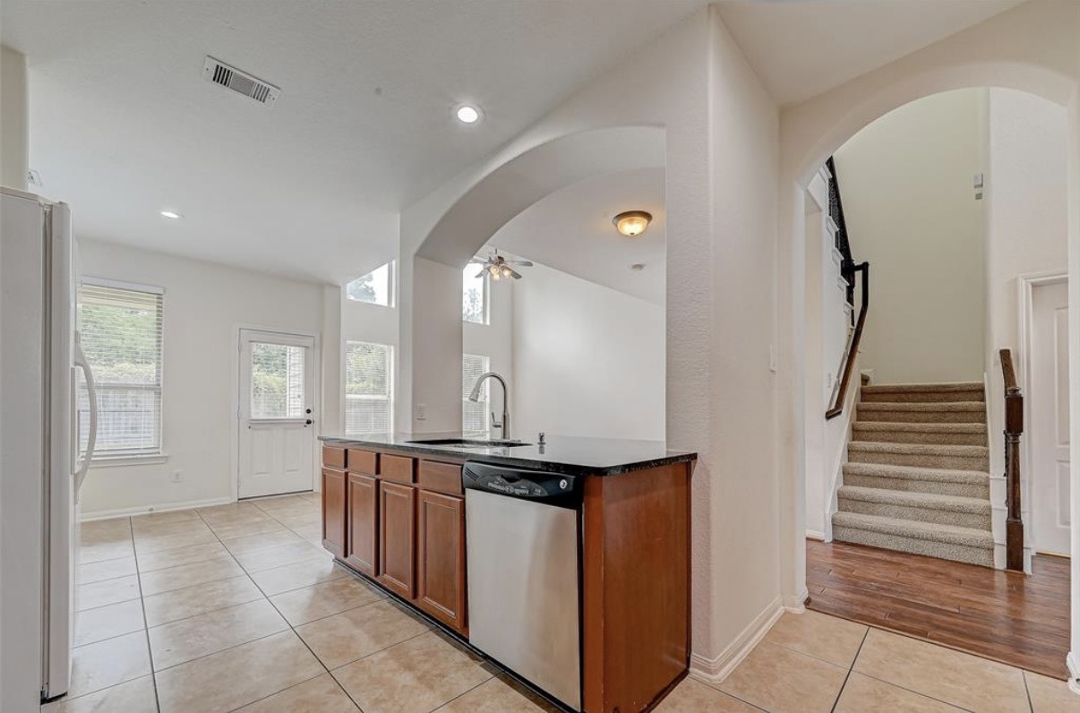 11 Sagamore Ridge Place Spring, TX 77389 - Photo 17 of 35