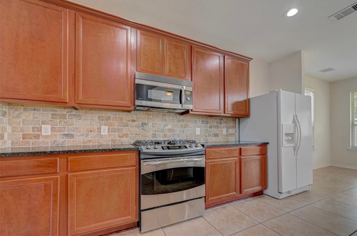 11 Sagamore Ridge Place Spring, TX 77389 - Photo 18 of 35