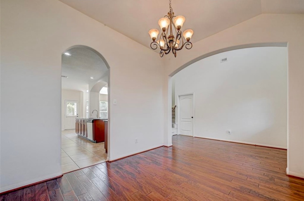 11 Sagamore Ridge Place Spring, TX 77389 - Photo 5 of 35 dining area
