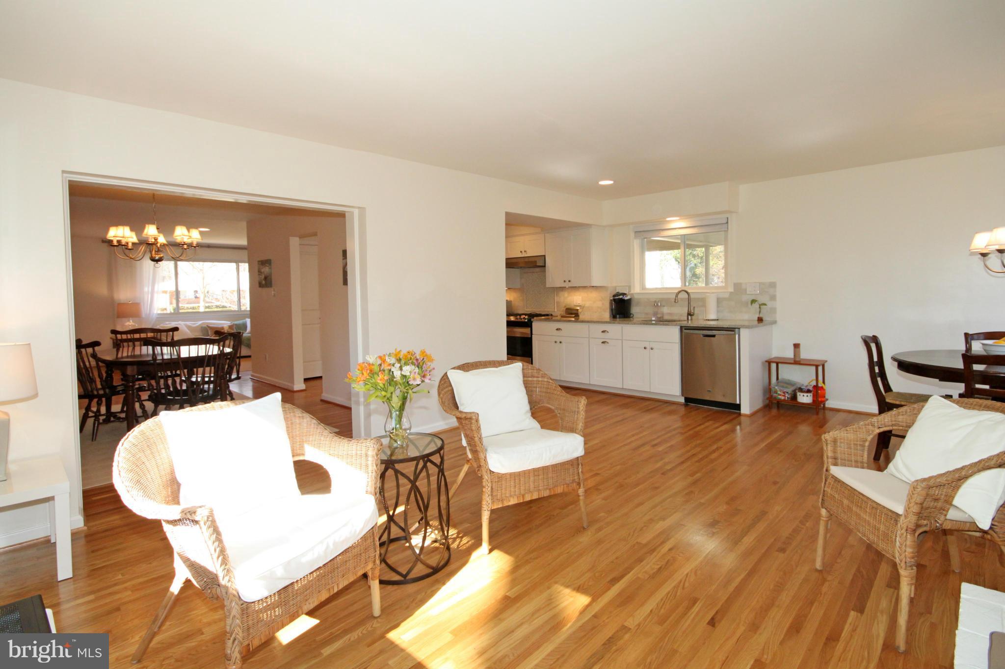 5635 Bellington Avenue Springfield, VA 22151 - Photo 9 of 29 Family Room