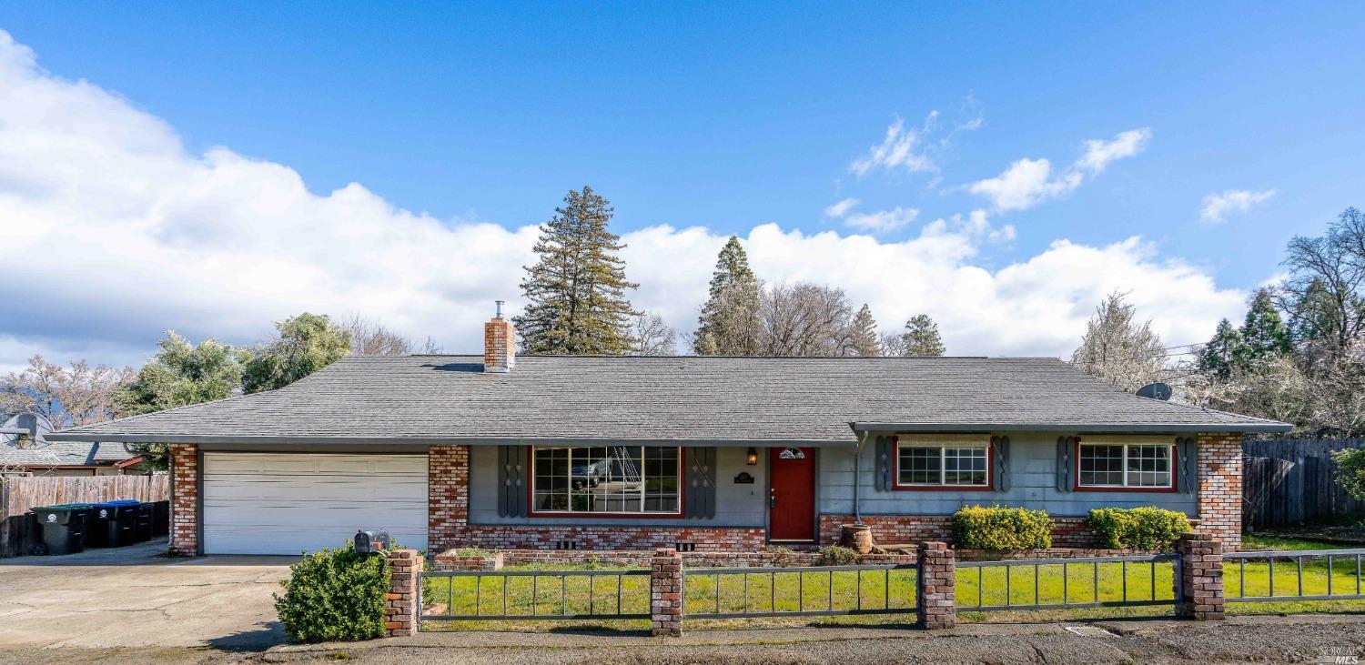 2717 Oak Court Road Ukiah, CA 95482 - Photo 1 of 1 Gallery Image 1