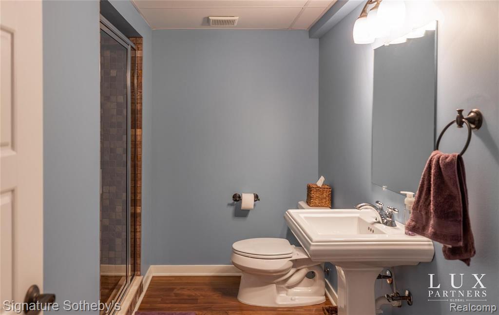 842 Cumberland Ridge Court Rochester, MI 48307 - Photo 22 of 24