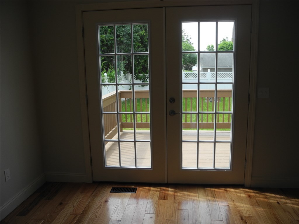 21 Raphael Avenue Providence, RI 02904 - Photo 4 of 15 Gallery Image 4