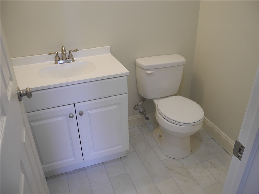 21 Raphael Avenue Providence, RI 02904 - Photo 5 of 15 Gallery Image 5