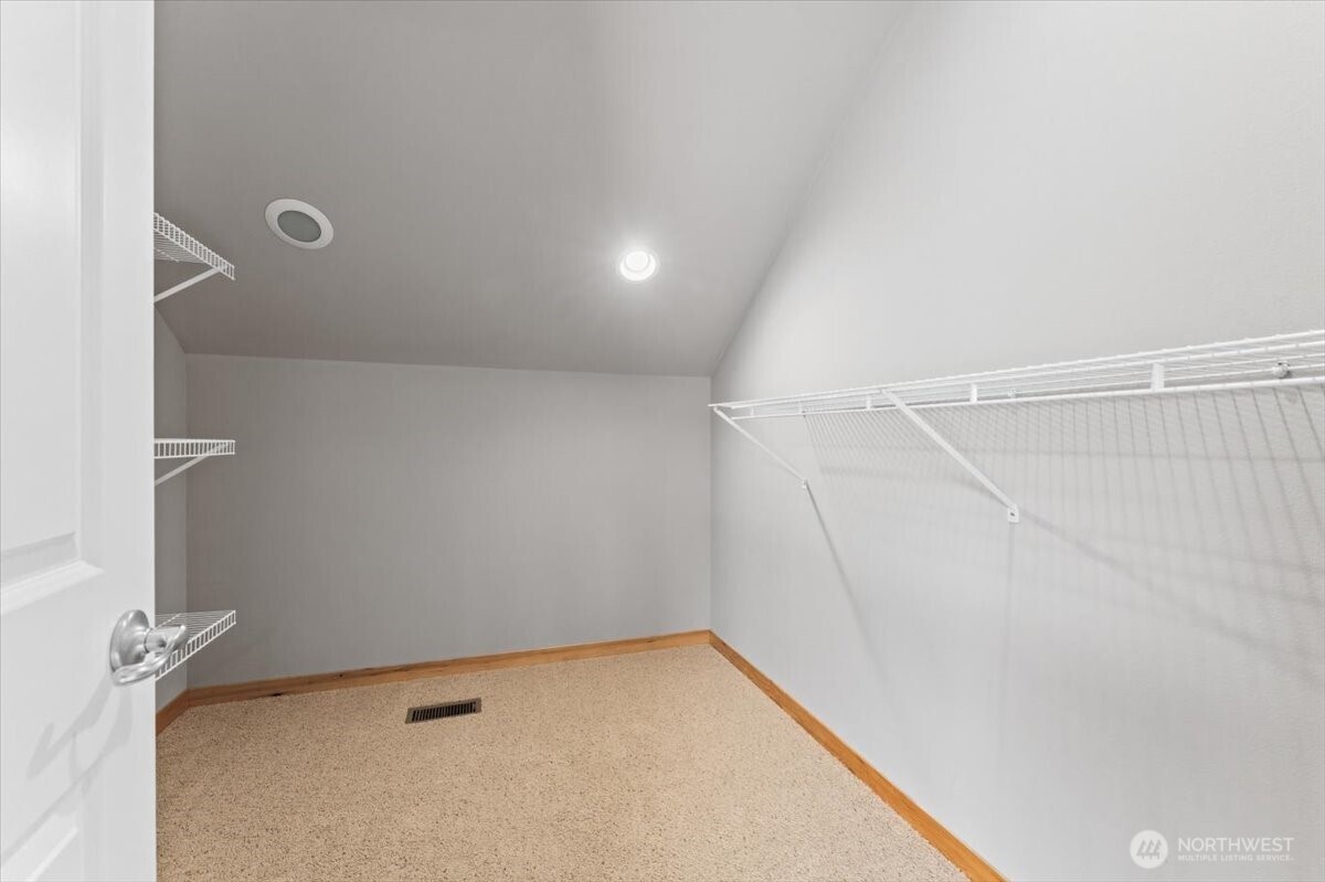 585 Entiat Place Orondo, WA 98843 - Photo 20 of 40 a view of small space