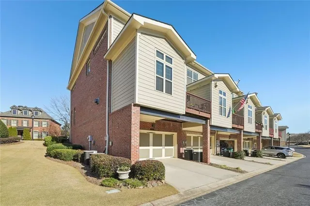 $475,000 | 4268 Baverton Drive, Suwanee, GA 30024