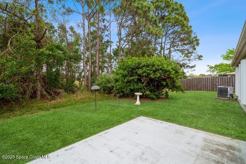 570 Benton Drive Melbourne, FL 32901 - Photo 24 of 26 a view of a park with large trees