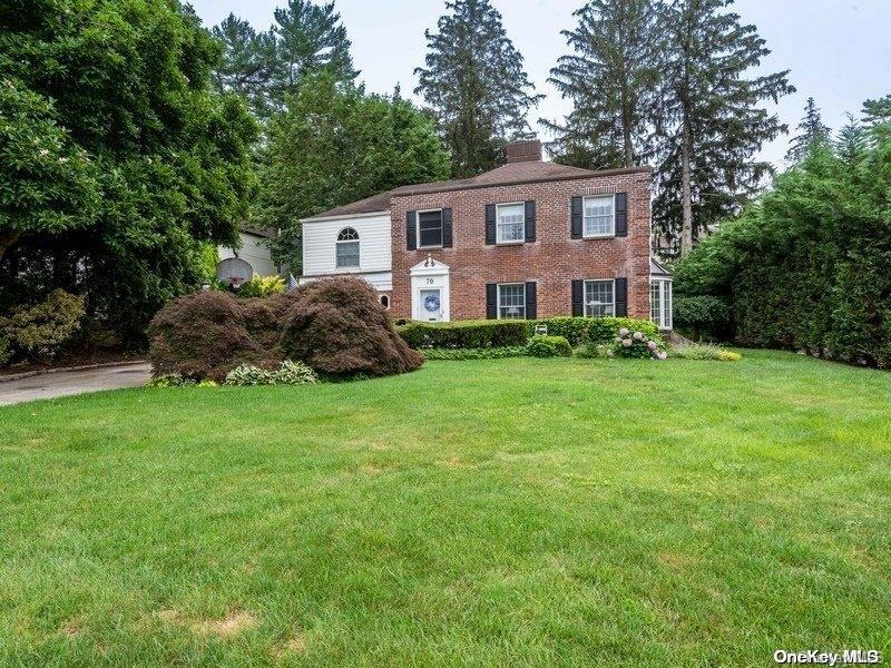 70 Great Oak Road Manhasset, NY 11030 - Photo 1 of 1 Gallery Image 1