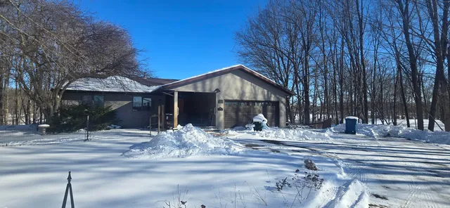 $289,900 | 11575 Floria Road, Delton, MI 49046