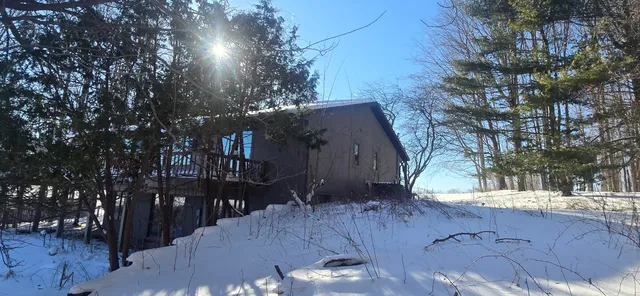 $289,900 | 11575 Floria Road, Delton, MI 49046