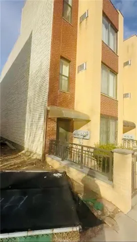 a view of an ocean with a building