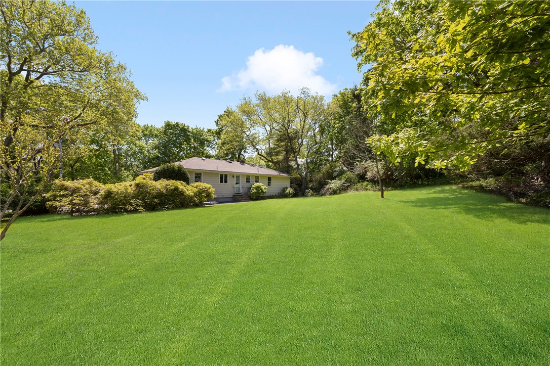 33 Brenton Road Newport, RI 02840 - Photo 13 of 40 Back Yard