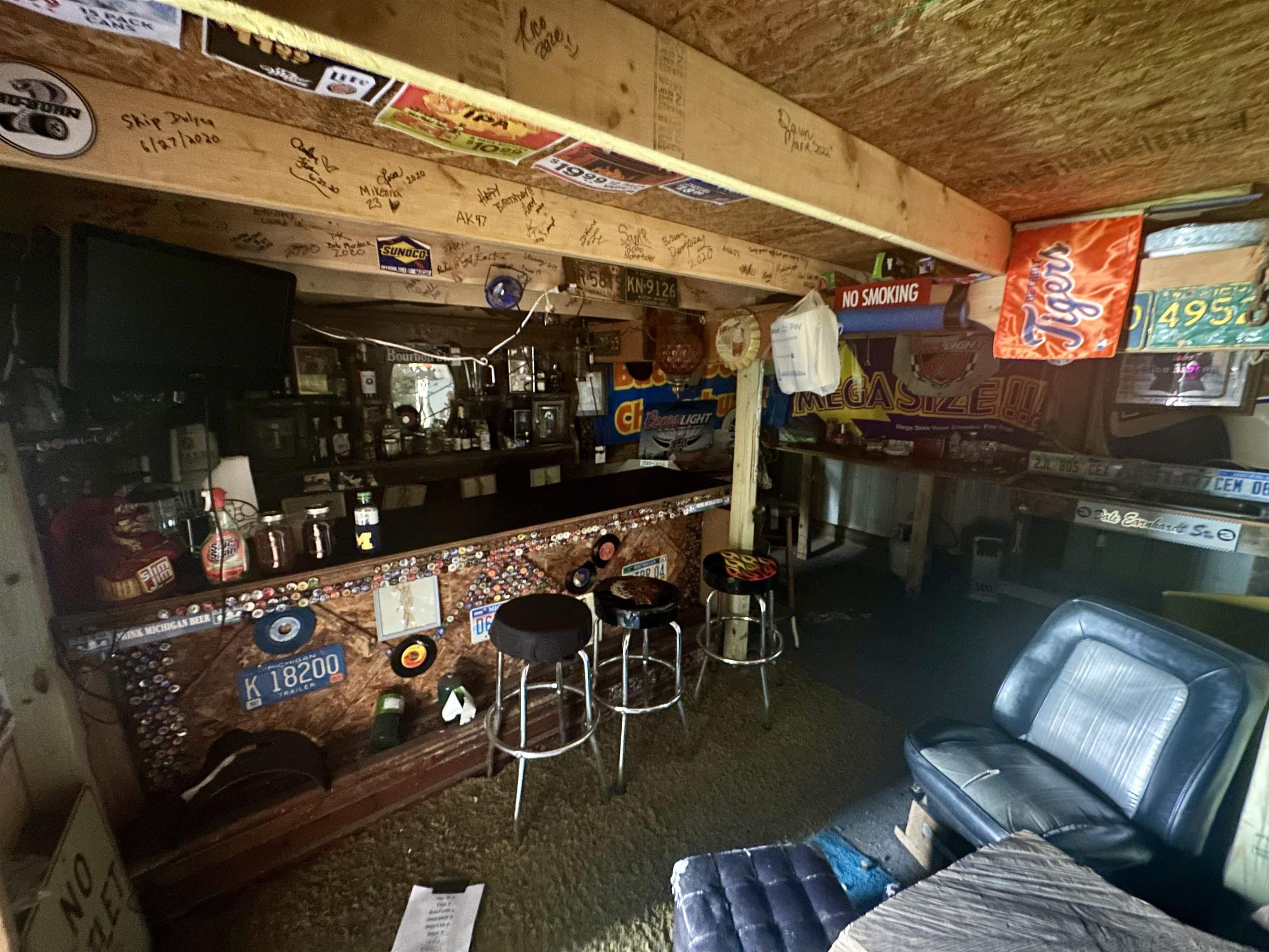 10334 37 1/2 Road Cadillac, MI 49601 - Photo 7 of 42 Gallery Image 7