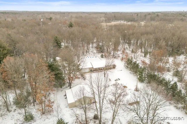 $347,900 | 11109 Adams Hall Drive, Greenville, MI 48838