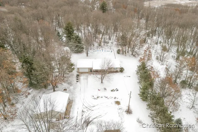 $347,900 | 11109 Adams Hall Drive, Greenville, MI 48838