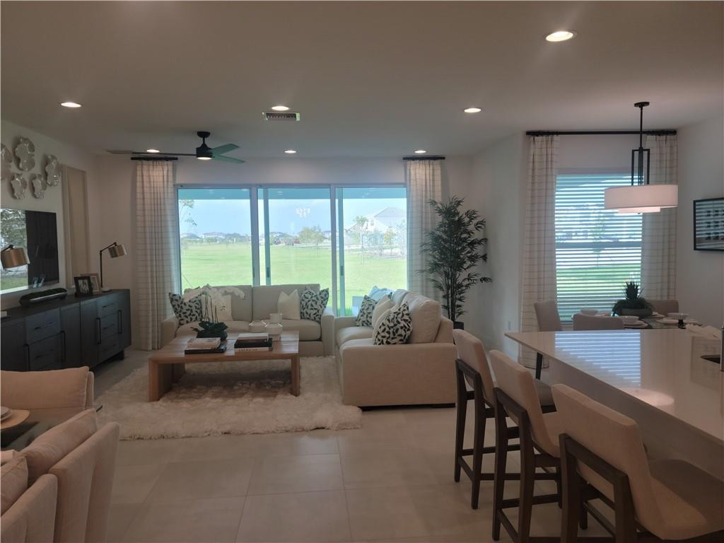19187 Rolling Acrs Road Loxahatchee, FL 33470 - Photo 10 of 37 Photo 10
