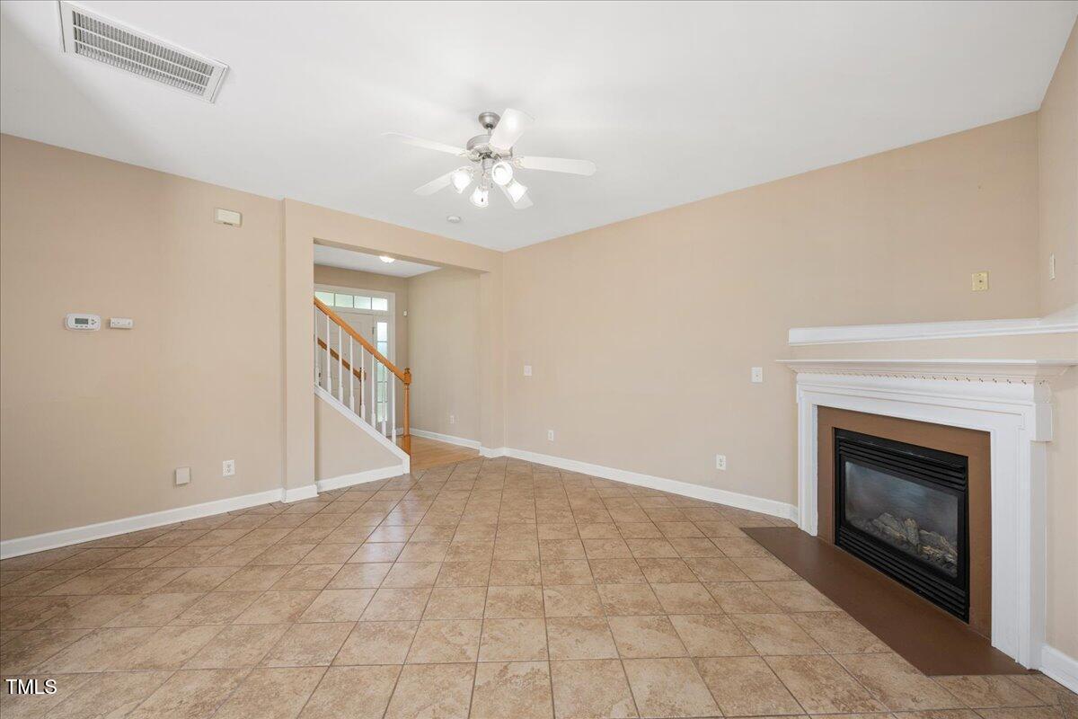 3566 Sunbright Lane Raleigh, NC 27610 - Photo 10 of 29 10-12