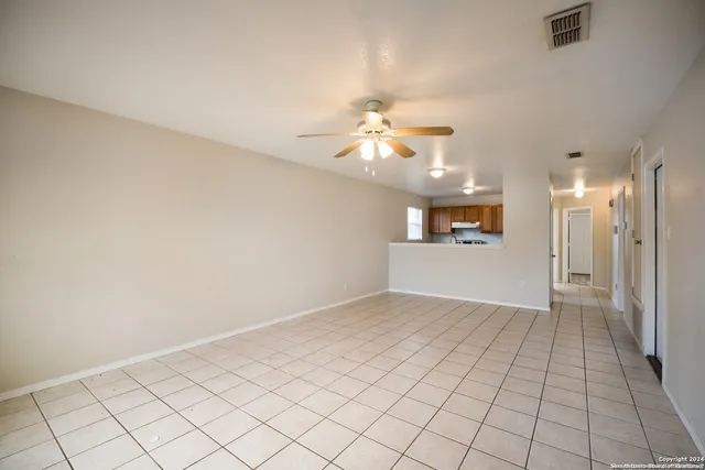 $1,285 | 1152 Misty Acres Drive, New Braunfels, TX 78130