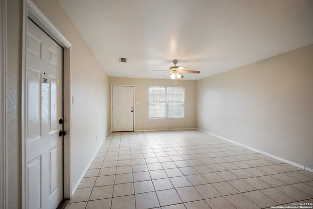 $1,285 | 1152 Misty Acres Drive, New Braunfels, TX 78130