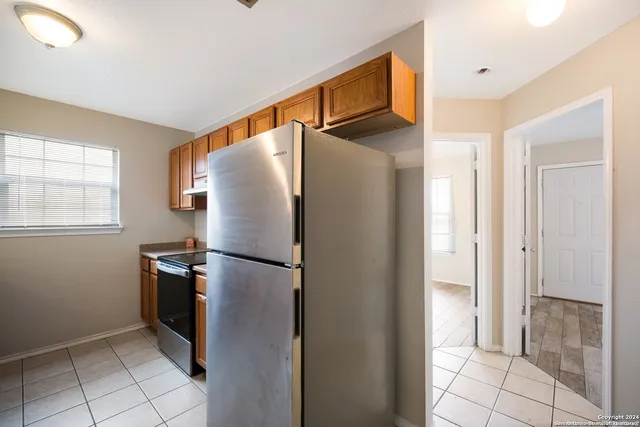 $1,285 | 1152 Misty Acres Drive, New Braunfels, TX 78130