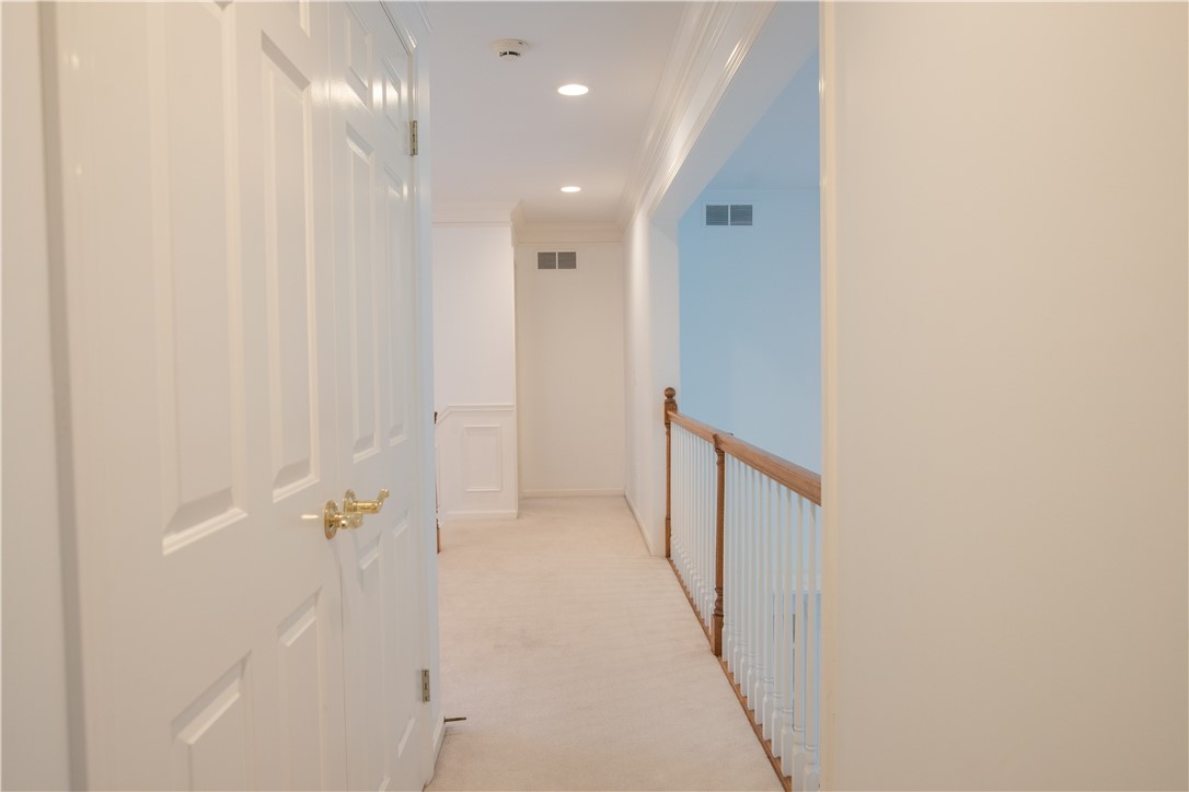52 Meadow Cove Road Pittsford, NY 14534 - Photo 33 of 49