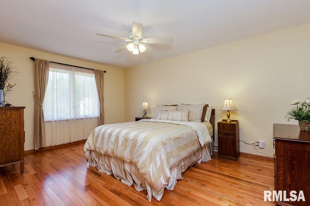 5470 White Post Road Bettendorf, IA 52722 - Photo 13 of 24 Gallery Image 13