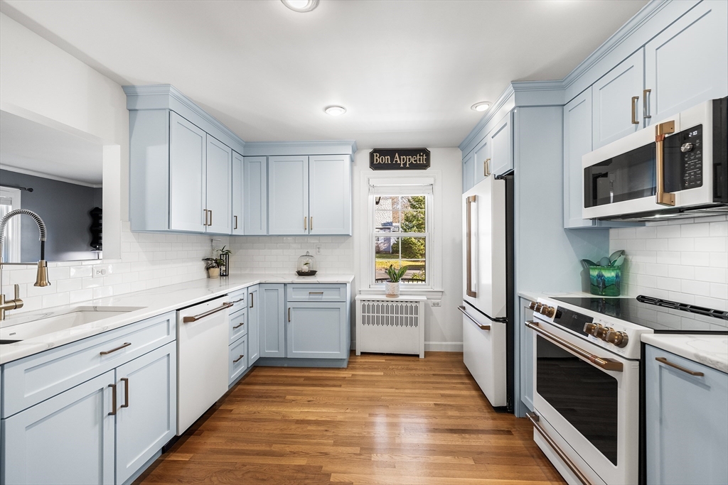 10 Myrtle Road Gardner, MA 01440 - Photo 4 of 30 Gallery Image 4