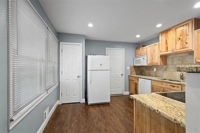 $225,000 | 225 East Whittier Street, Kansas City, MO 64119