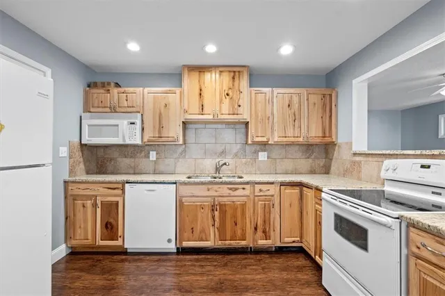 $225,000 | 225 East Whittier Street, Kansas City, MO 64119