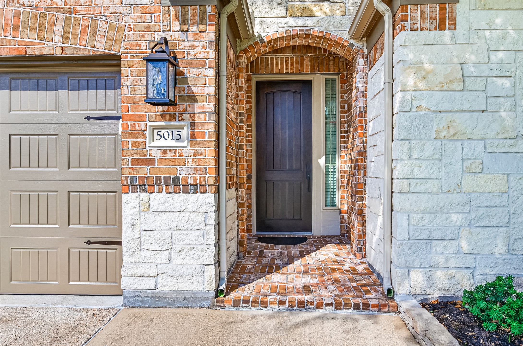 5015 Mountain Maple Trail Rosenberg, TX 77471 - Photo 2 of 50