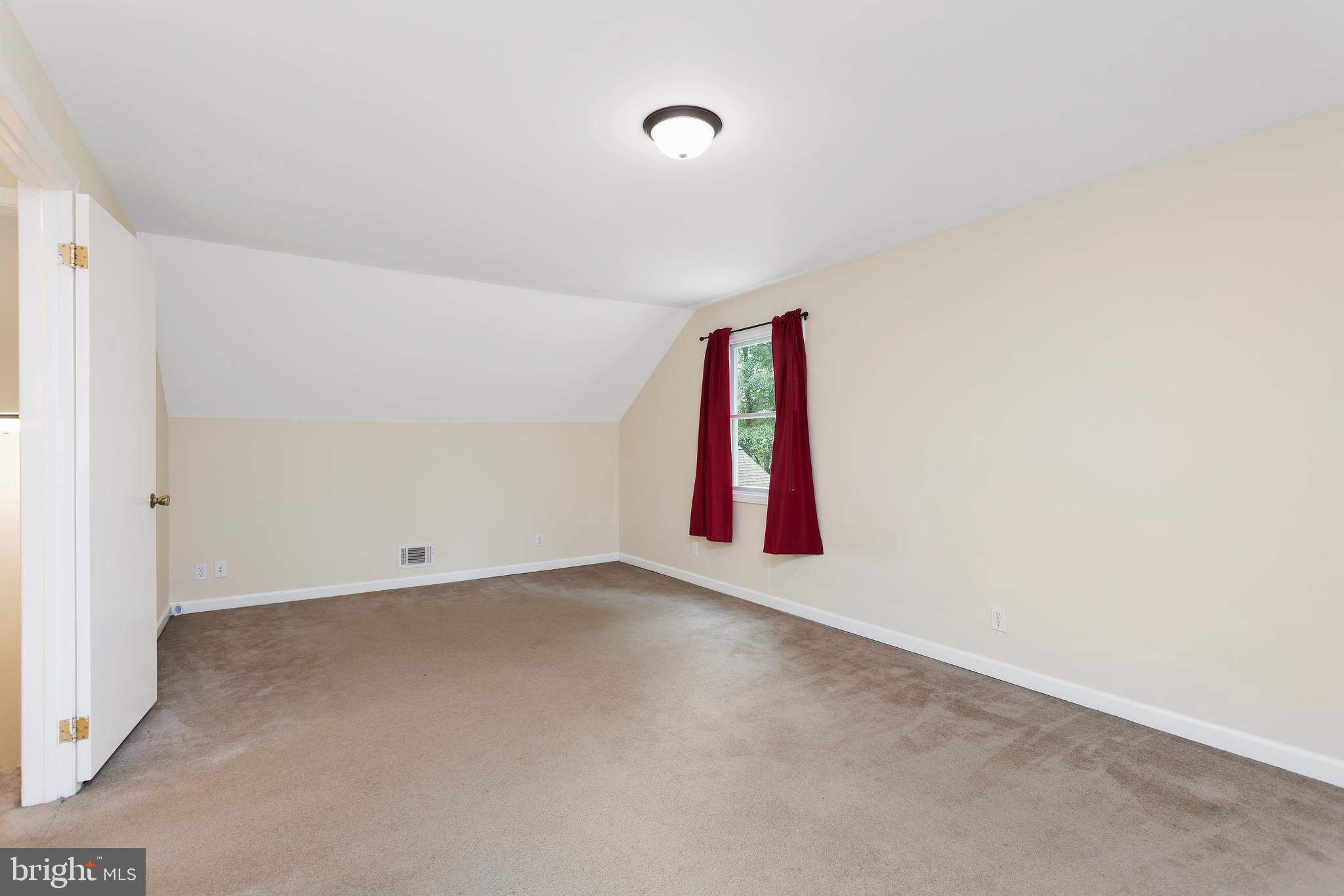 104 Blackwell Road Pennington, NJ 08534 - Photo 14 of 22 Gallery Image 14