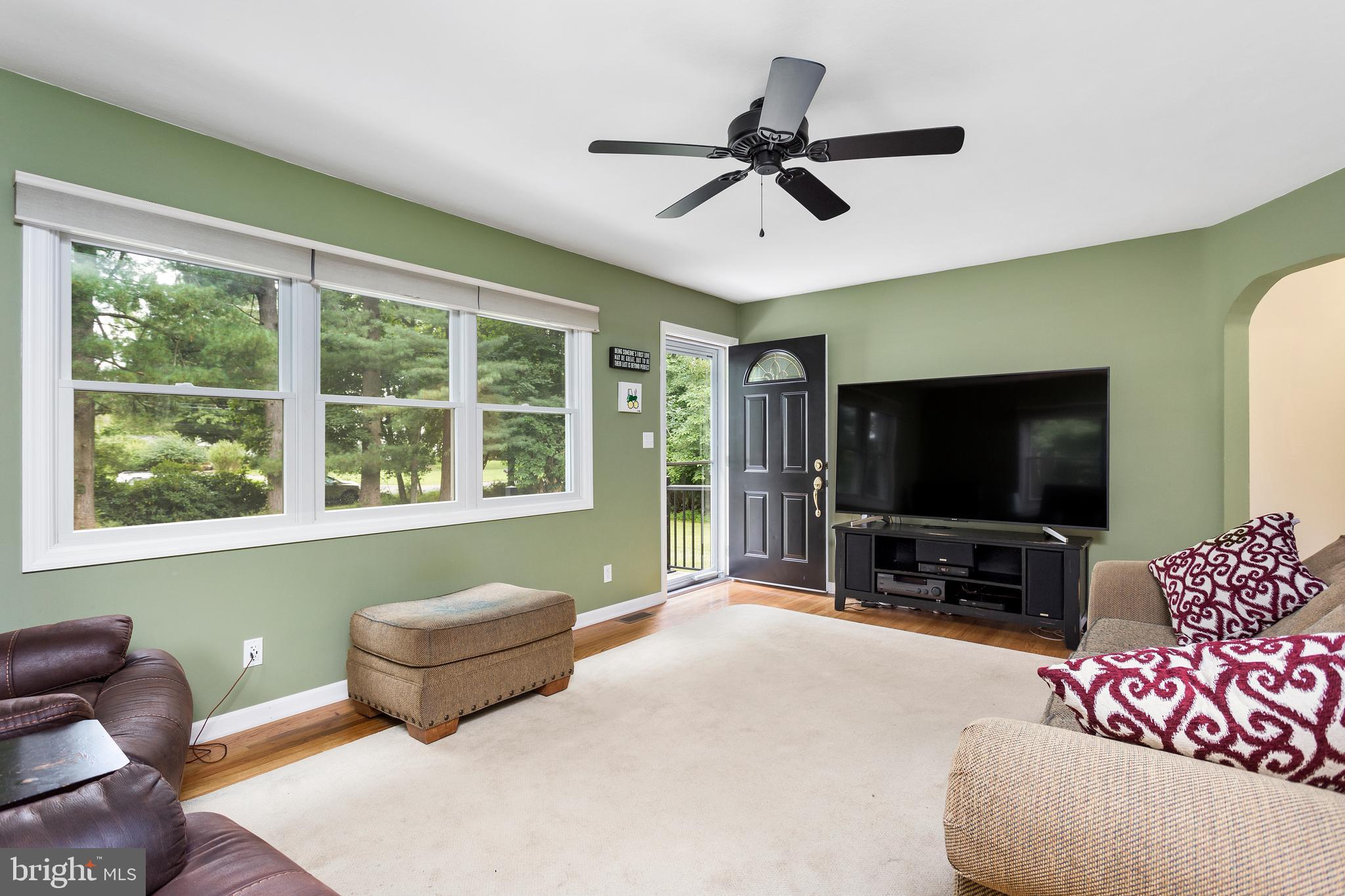 104 Blackwell Road Pennington, NJ 08534 - Photo 5 of 22 Gallery Image 5