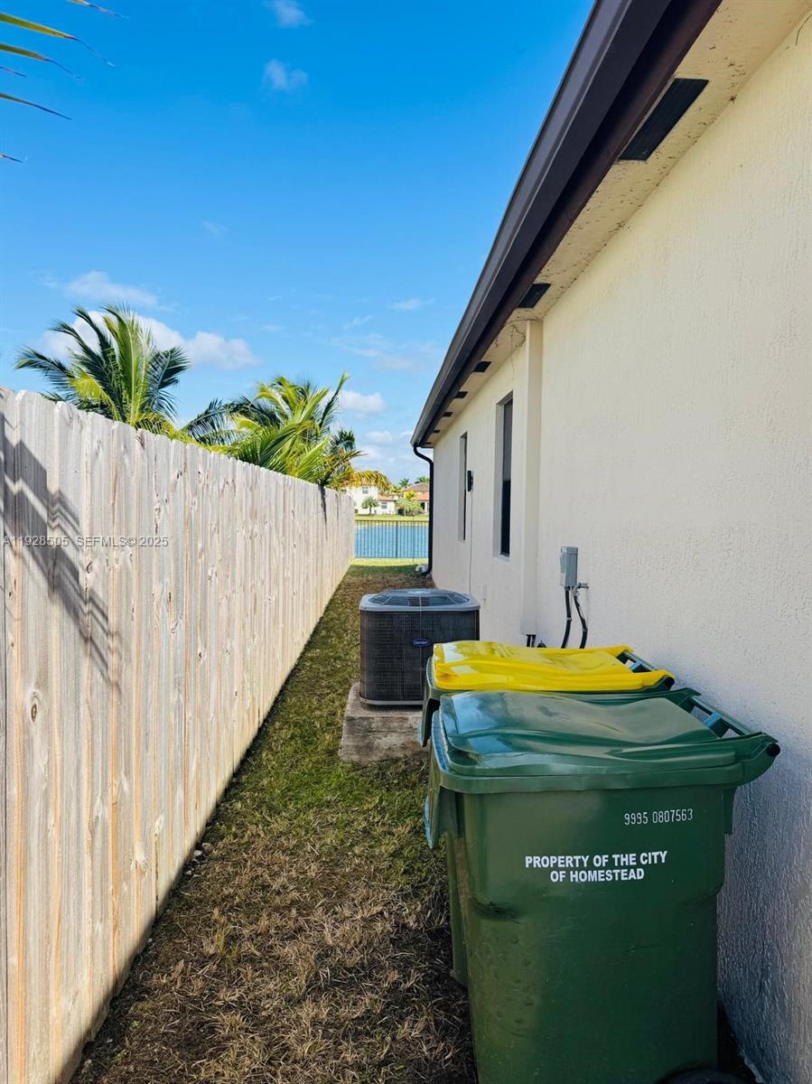 2491 Southeast 2nd Street Homestead, FL 33033 - Photo 32 of 50