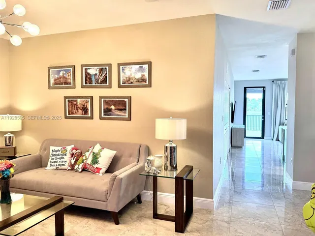 $629,900 | 2491 Southeast 2nd Street, Homestead, FL 33033