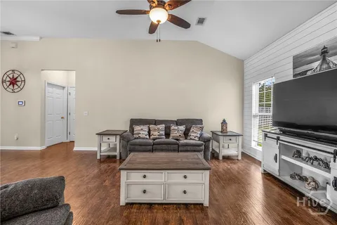 $334,900 | 122 Willow Point Circle, Savannah, GA 31407