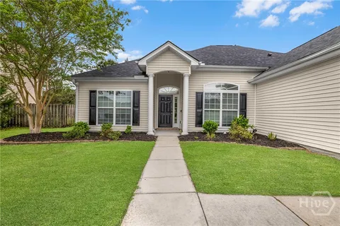 $334,900 | 122 Willow Point Circle, Savannah, GA 31407