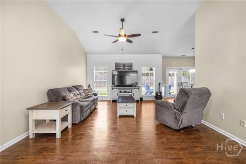$334,900 | 122 Willow Point Circle, Savannah, GA 31407