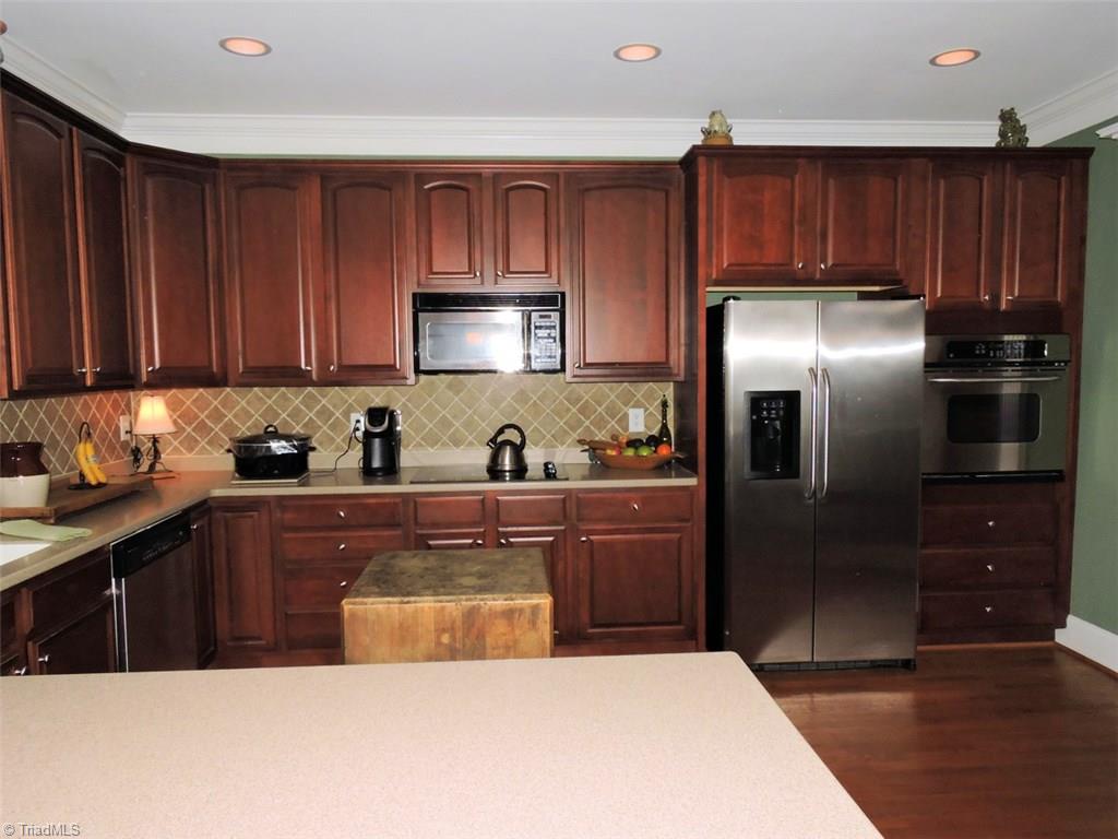1017 Cross Gate Road Winston-Salem, NC 27104 - Photo 8 of 30 Gallery Image 8