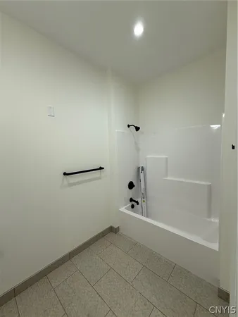 $142,400 | 1117 West Fayette Street, Unit 115, Syracuse, NY 13204