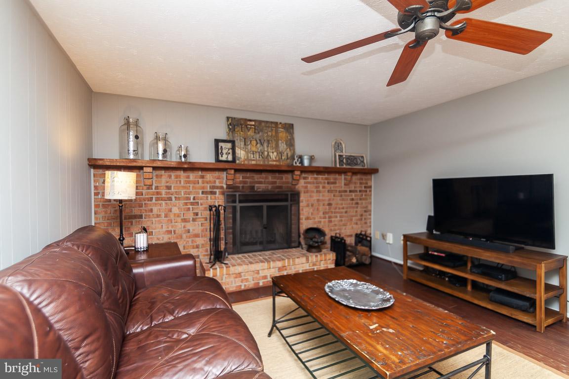 8104 Backlash Court Springfield, VA 22153 - Photo 23 of 35