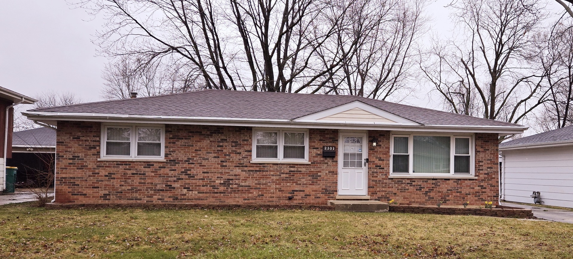 2101 Westfield Road Joliet, IL 60435 - Photo 1 of 11 Gallery Image 1