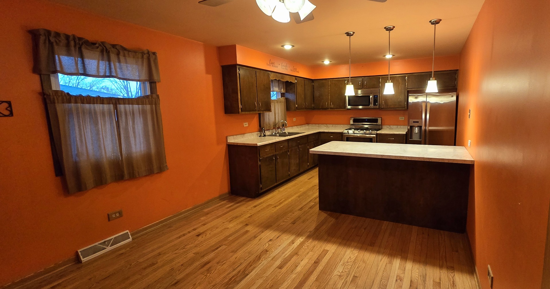 2101 Westfield Road Joliet, IL 60435 - Photo 3 of 11 Gallery Image 3