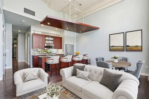 $349,000 | 2600 West 7th Street, Unit 2726, Fort Worth, TX 76107