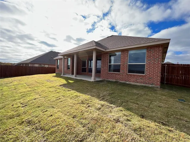 $3,200 | 3611 Walnut Rdg Drive, Midlothian, TX 76065