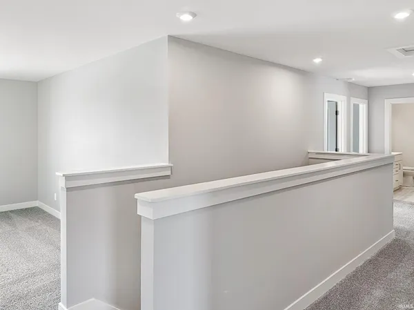 $448,800 | 4926 Goldfinch Drive, Evansville, IN 47725