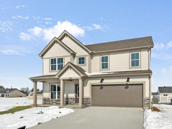 $448,800 | 4926 Goldfinch Drive, Evansville, IN 47725