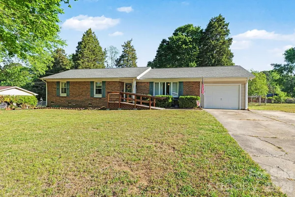 $275,000 | 105 Stoneybrook Road, Salisbury, NC 28147