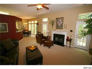 2626 Yarrow Road Charlotte, NC 28213 - Photo 10 of 16 Gallery Image 10